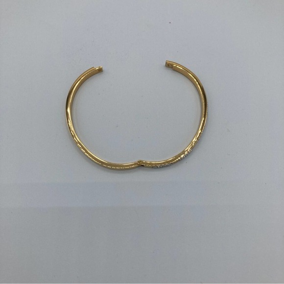 PAVE RHINESTONES AND SCREW DETAIL HINGED BANGLE BRACELET- GOLD-TONE- CLA… - Picture 6 of 7